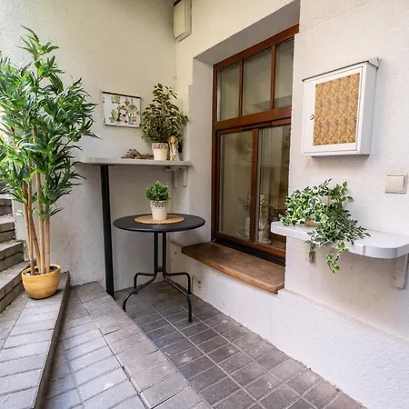 Cozy With Inner Yard * 维尔纽斯
