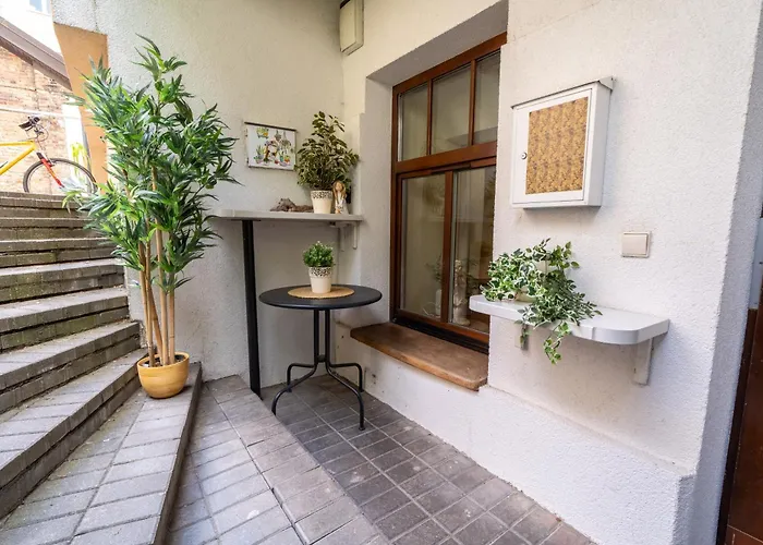 Cozy With Inner Yard * Vilnius